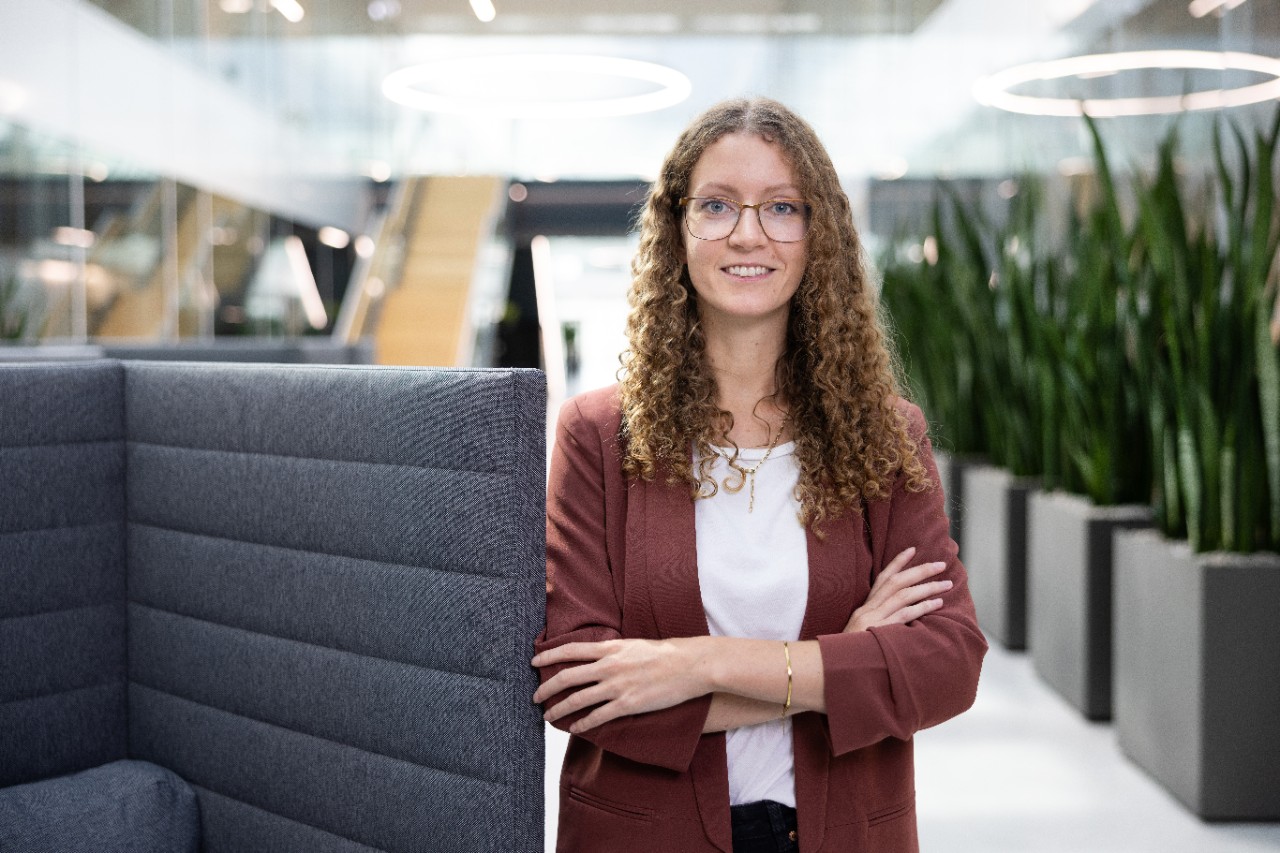 Jeanine Forstner kümmert sich bei STIHL um die Entsendungen von Mitarbeitenden ins Ausland. | Foto: Torben Jäger