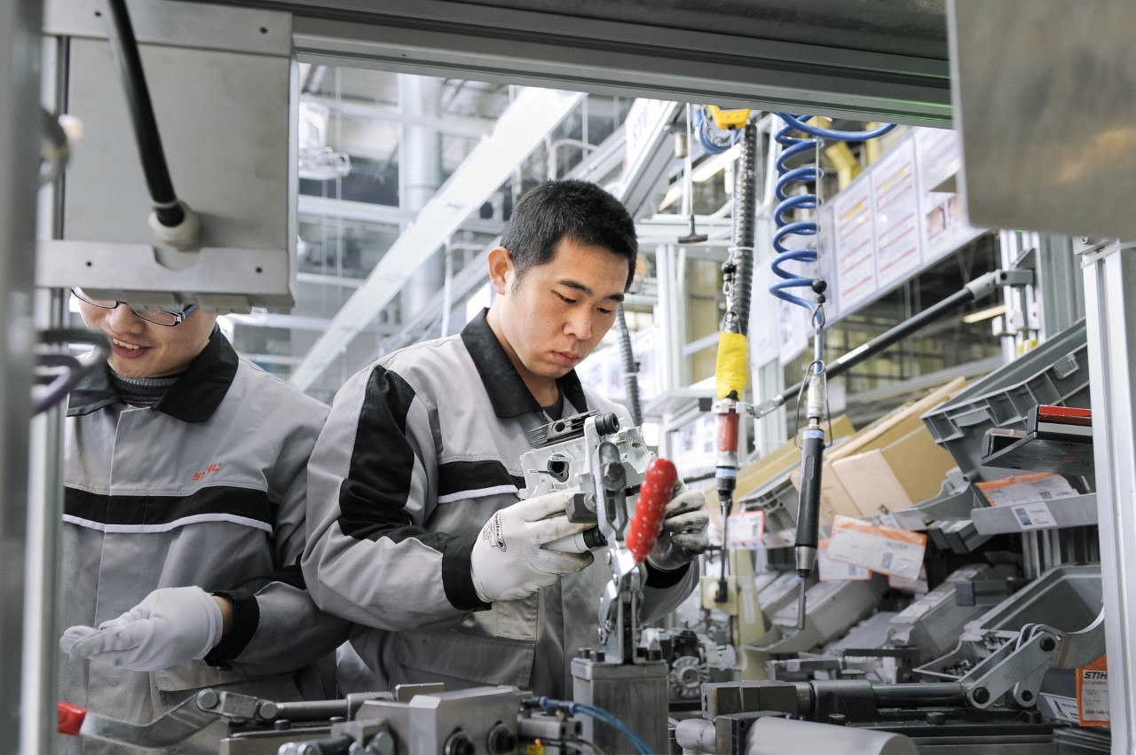 1.252 BESCHÄFTIGTE sind aktuell auf den fast 65.000 Quadratmetern Produktions- und Bürofläche tätig.